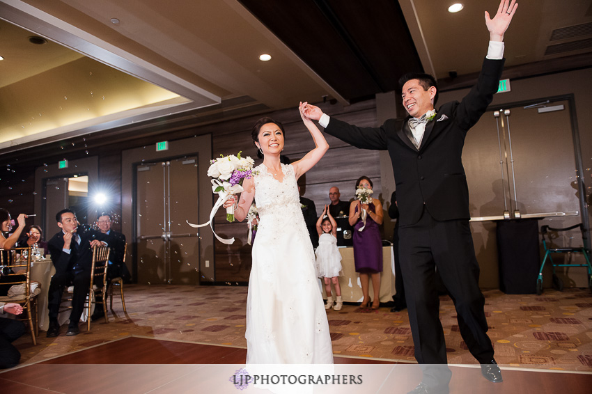21-doubletree-by-hilton-pasadena-wedding-photogrpahy