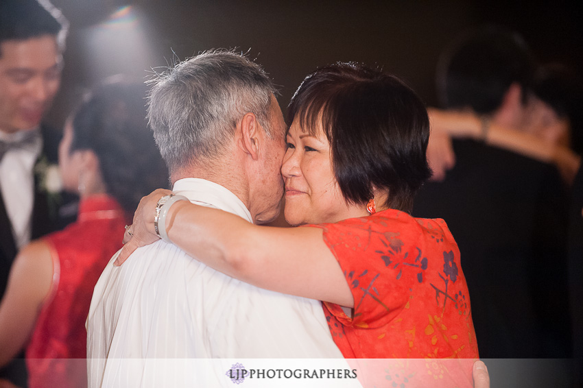 27-doubletree-by-hilton-pasadena-wedding-photogrpahy