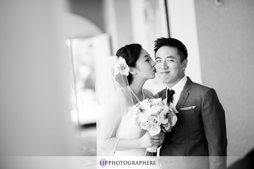 08-double-tree-suites-by-hilton-anaheim-resort-wedding-photographer