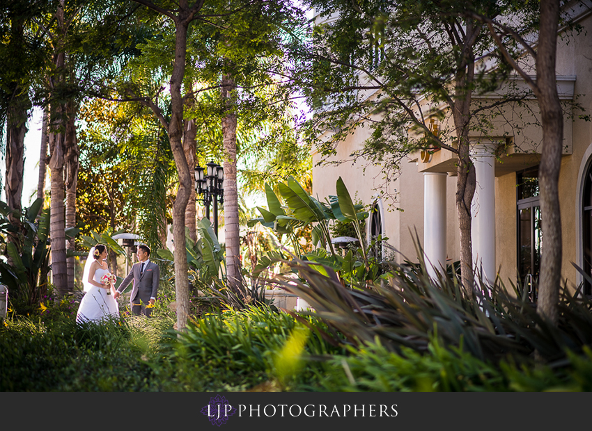 12-double-tree-suites-by-hilton-anaheim-resort-wedding-photographer