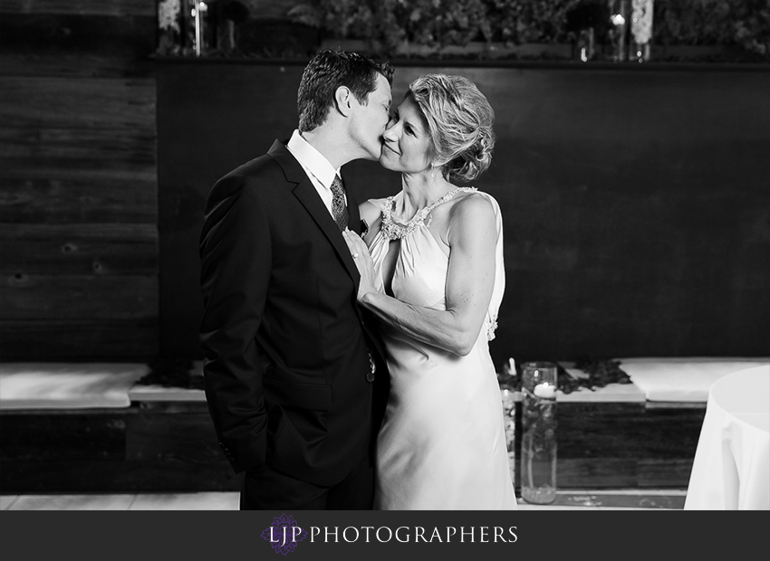 17-hotel-seven4one-laguna-beach-wedding-photographer