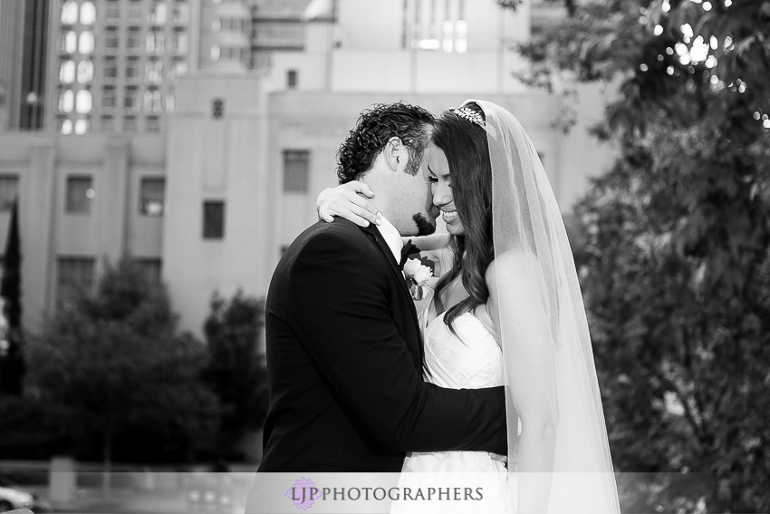 17-the-legendary-park-plaza-hotel-los-angeles-wedding-photographer