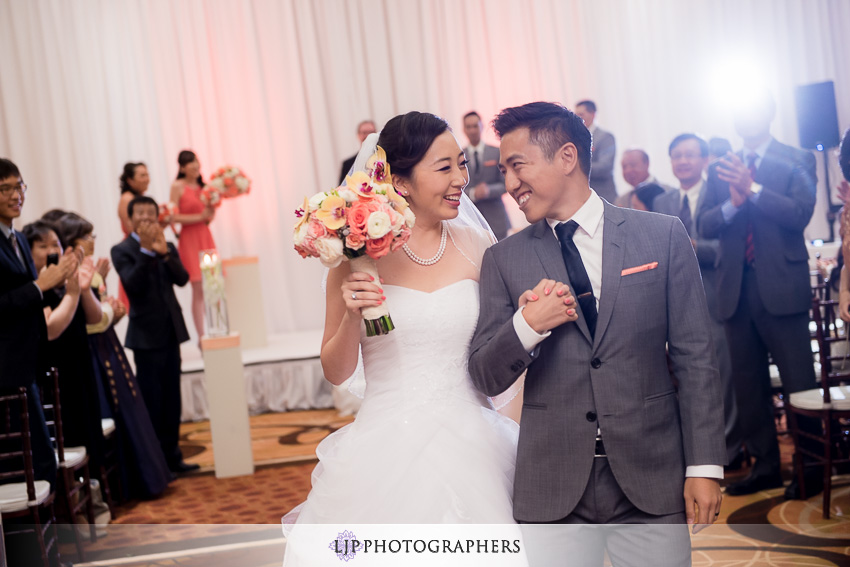 18-double-tree-suites-by-hilton-anaheim-resort-wedding-photographer