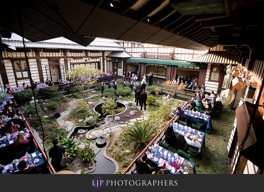 19-yamashiro-restaurant-hollywood-wedding-photographer