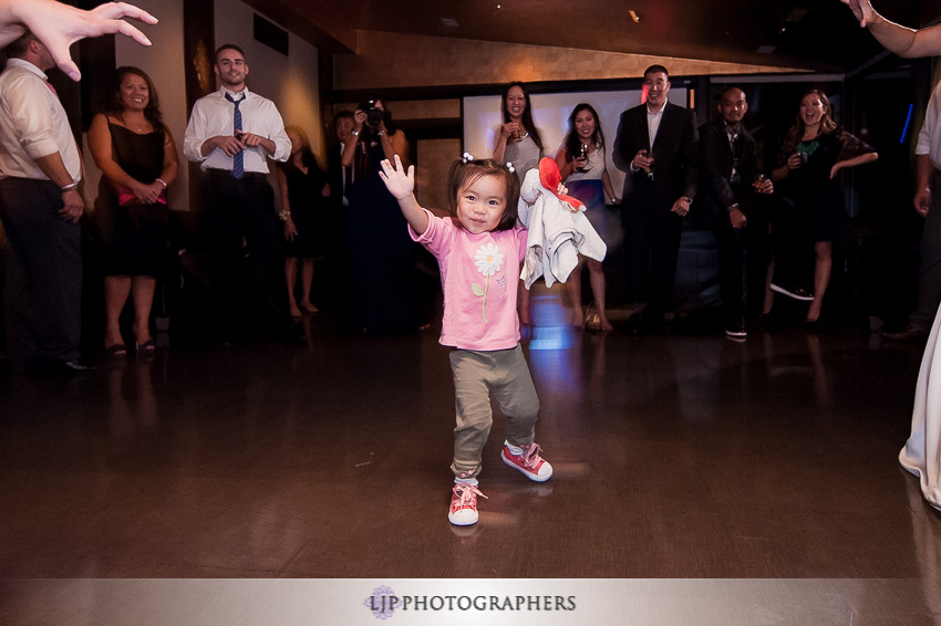 28-yamashiro-restaurant-hollywood-wedding-photographer