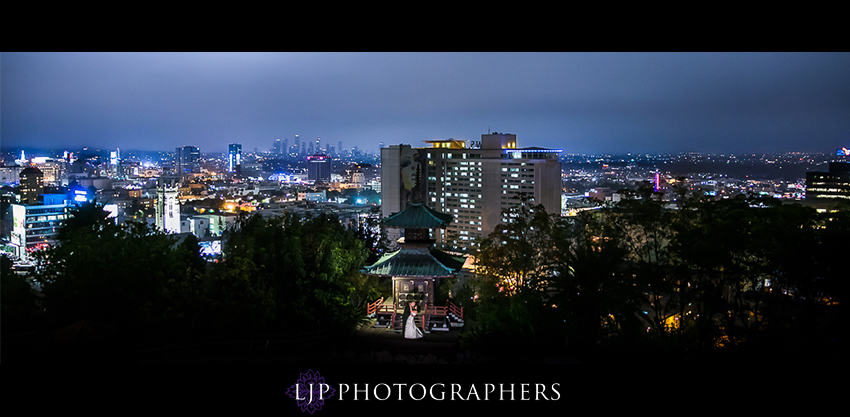 31-yamashiro-restaurant-hollywood-wedding-photographer