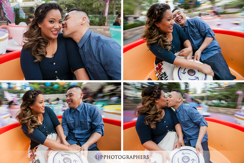 07-disneyland-resort-engagement-photos