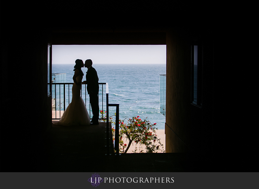 12-surf-and-sand-resort-wedding-photogrpaher