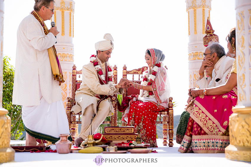21-hummingbird-nest-ranch-indian-wedding-photographer