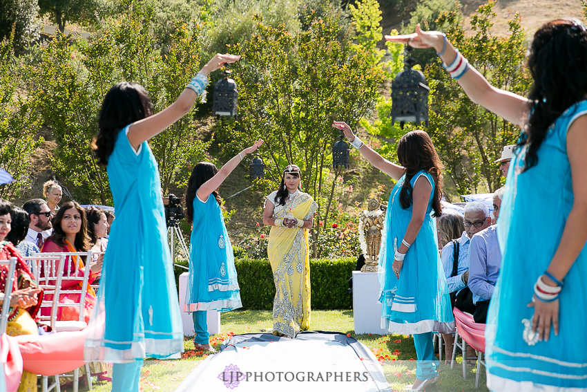 23-beverly-hills-estate-indian-wedding-photographer