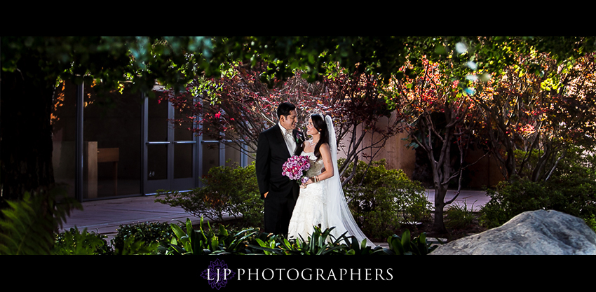 27-cathedral-of-our-lady-of-the-angels-los-angeles-wedding-photographer