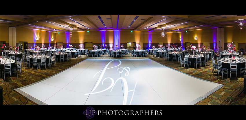28-cathedral-of-our-lady-of-the-angels-los-angeles-wedding-photographer