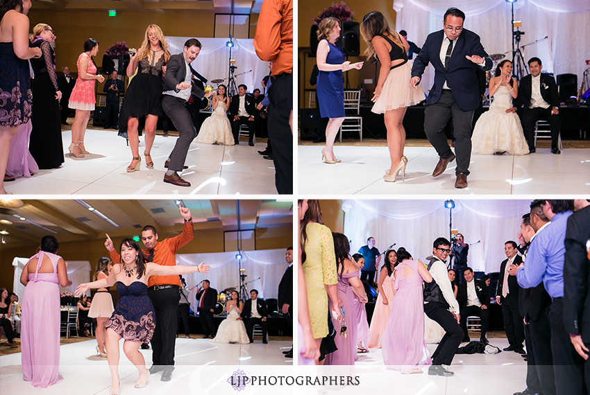 37-cathedral-of-our-lady-of-the-angels-los-angeles-wedding-photographer