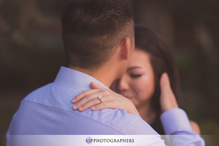02-beautiful-downtown-los-angeles-engagement-photos_