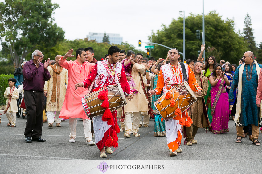 11-santa-clara-marriott-indian-wedding-photographer