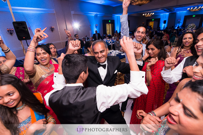 34-santa-clara-marriott-indian-wedding-photographer