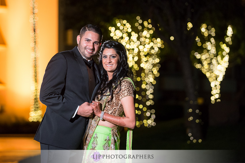 35-santa-clara-marriott-indian-wedding-photographer