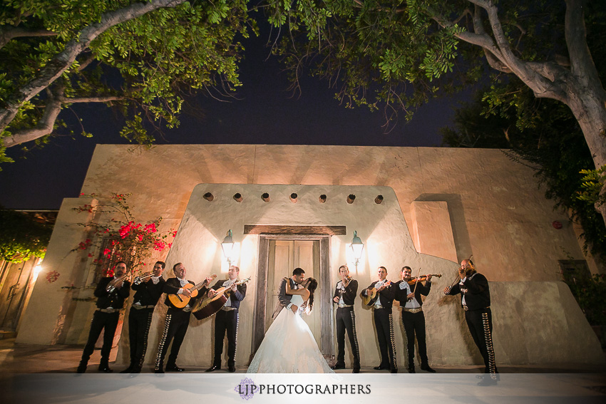21-hacienda-santa-ana-wedding-photographer
