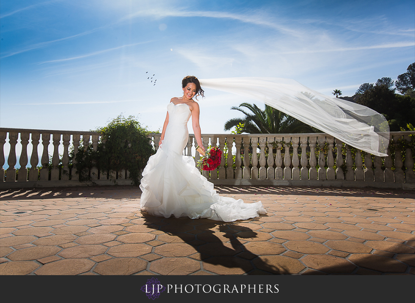 04-bel-air-bay-club-pacific-palisades-wedding-photographer-getting-ready-photos