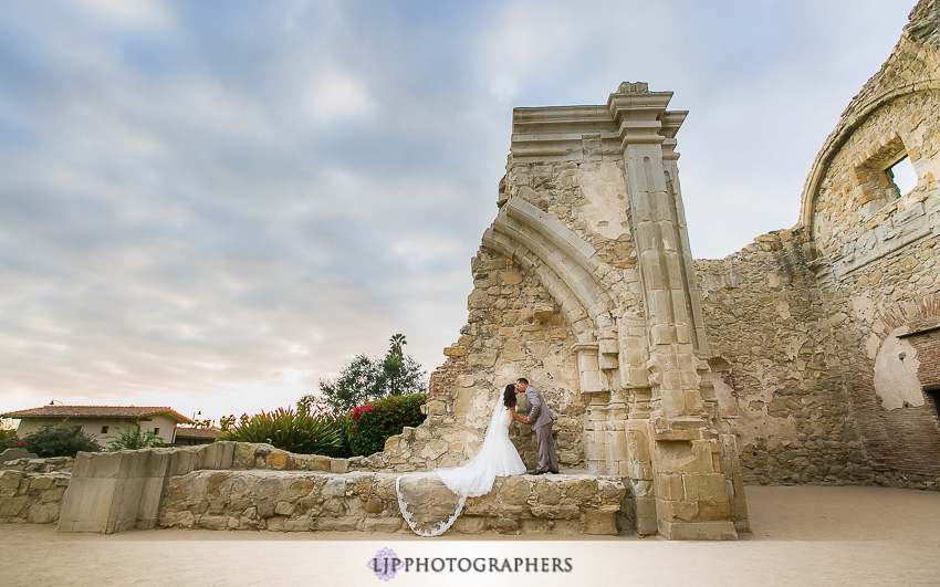 28-the-villa-del-sol-fullerton-wedding-photographer-couple-session-photos
