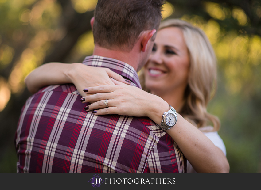 05-camping-theme-engagement-photos