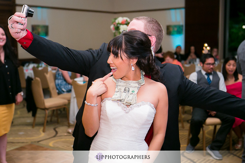 36-avenue-of-the-arts-wyndham-costa-mesa-hotel-wedding-photographer-wedding-reception-photos