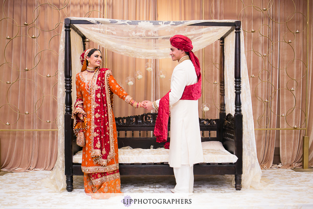 16-anaheim-hilton-indian-wedding-photographer
