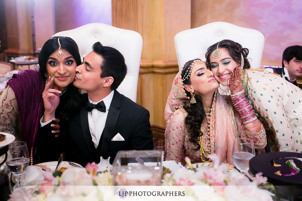 35-anaheim-hilton-indian-wedding-photographer