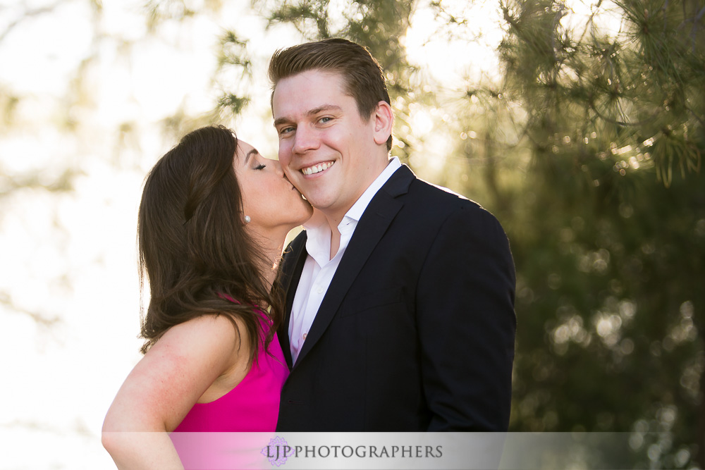05-griffith-observatory-los-angeles-engagement-photographer