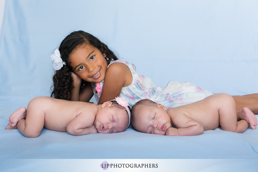 07-newborn-twins-session-photography