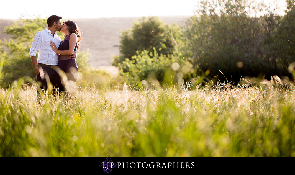 08-heisler-park-laguna-beach-engagement-photos