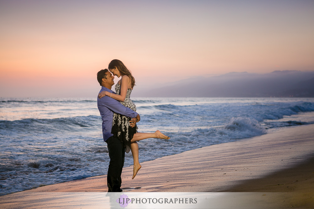 09-temescal-gateway-park-engagement-photographer