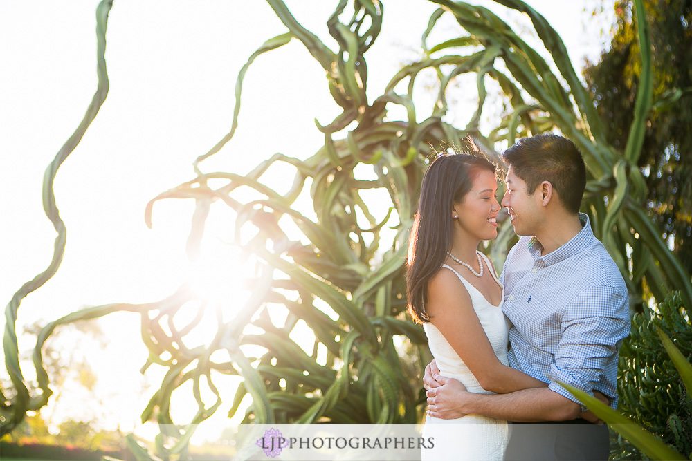 11-beautiful-balboa-park-engagement-photogrpaher