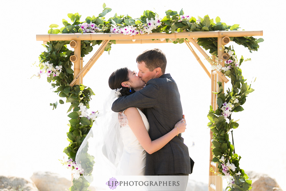 13-chart-house-redondo-beach-wedding-photographer-wedding-ceremony-photos