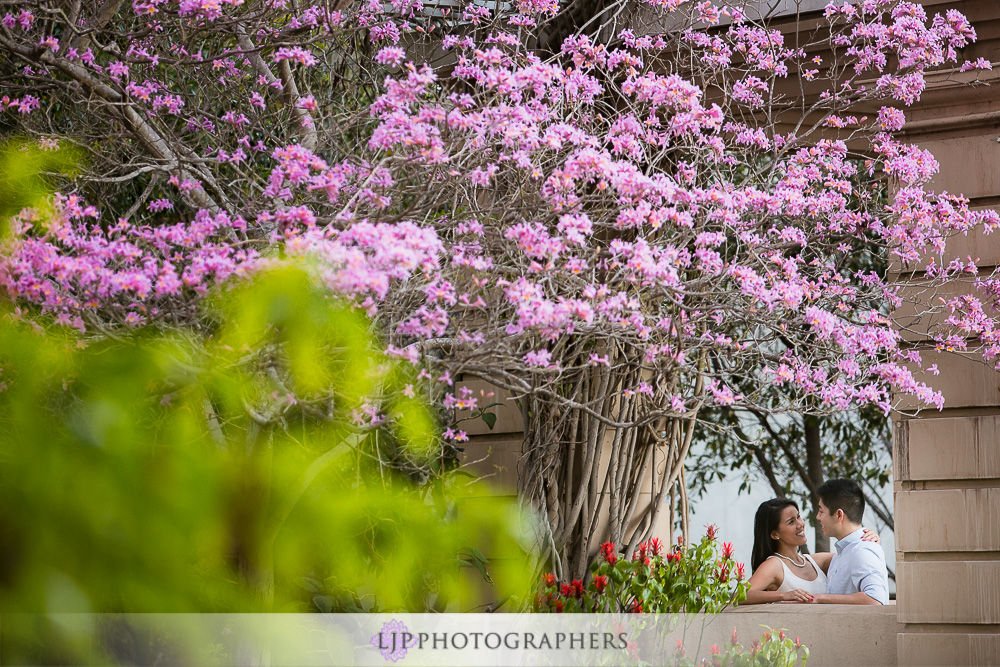 16-beautiful-balboa-park-engagement-photogrpaher