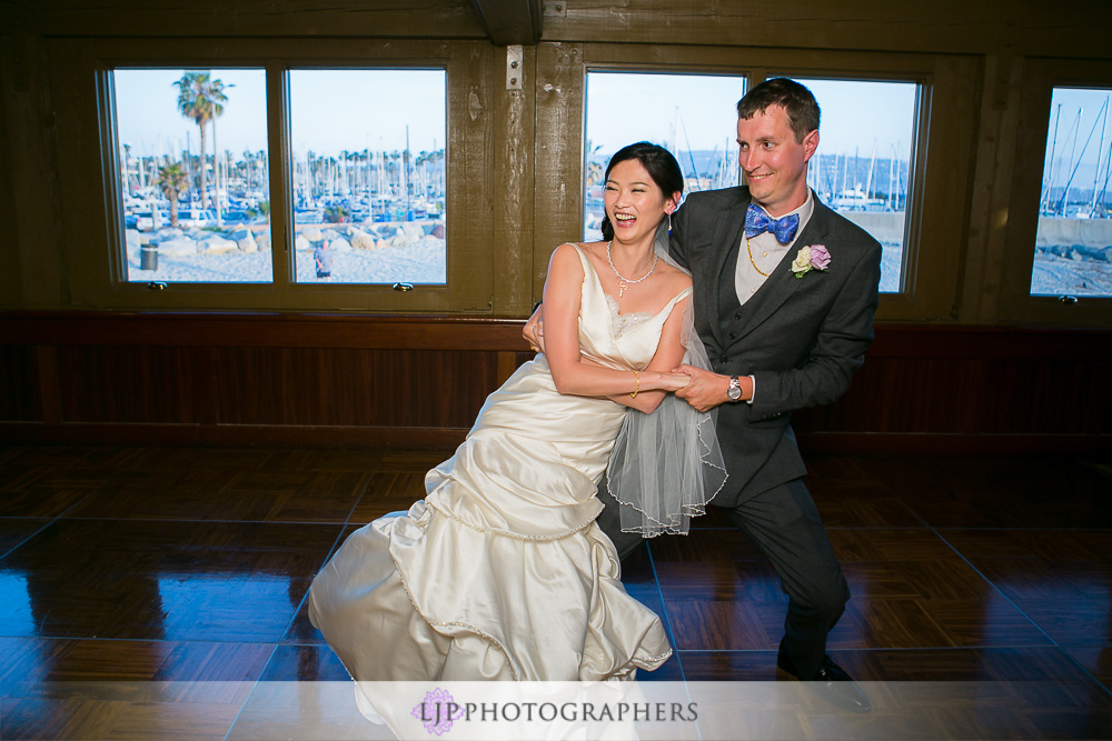 20-chart-house-redondo-beach-wedding-photographer-wedding-reception-photos