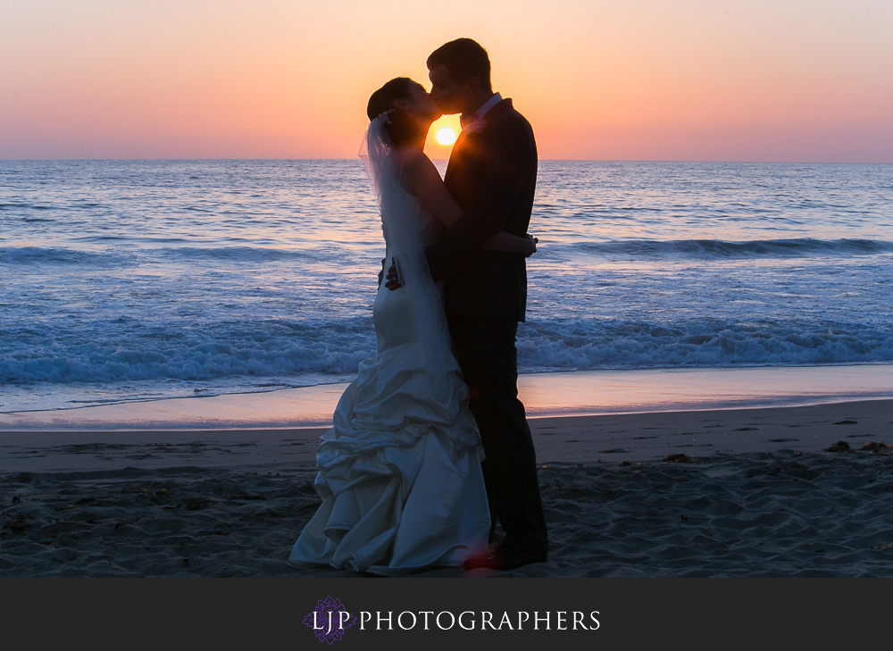 21-chart-house-redondo-beach-wedding-photographer-wedding-reception-photos