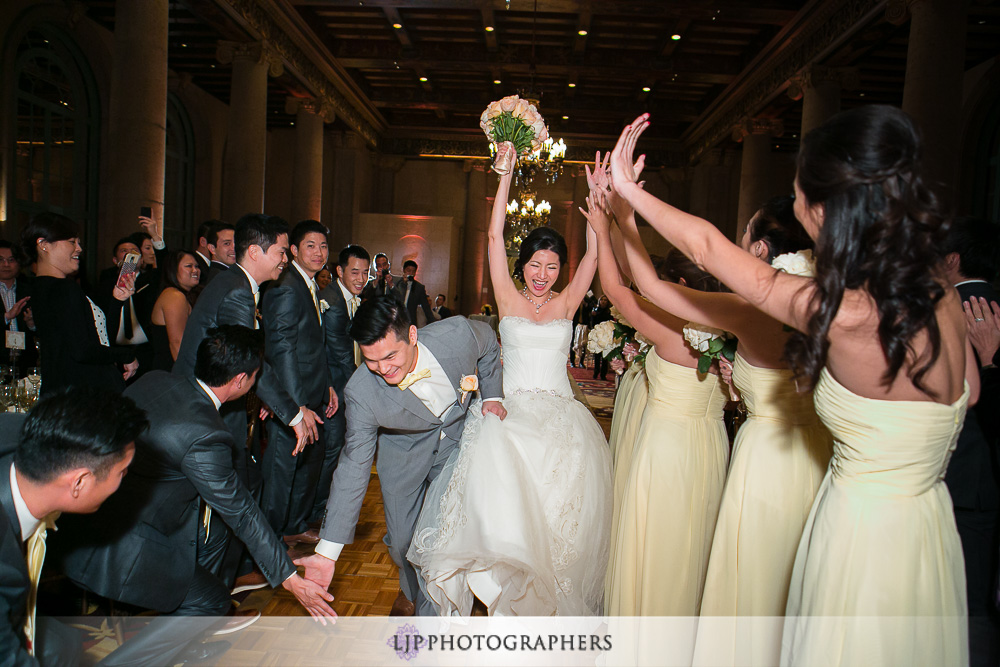 21-millennium-biltmore-hotel-los-angeles-wedding-photographer-wedding-reception-photos