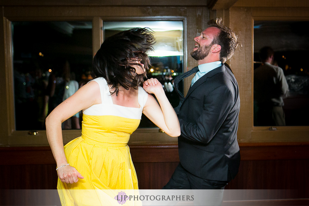 26-chart-house-redondo-beach-wedding-photographer-wedding-reception-photos