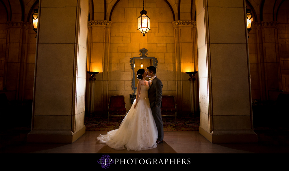 31-millennium-biltmore-hotel-los-angeles-wedding-photographer-wedding-reception-photos
