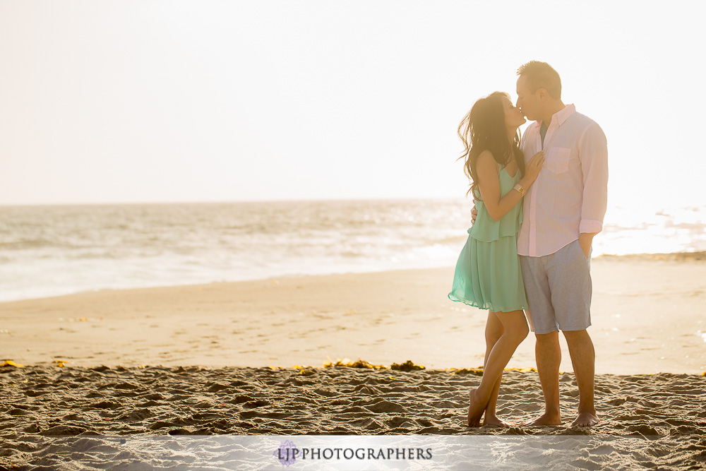 06-sunset-laguna-beach-engagement-photos