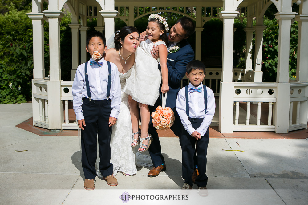 30-camarillo-ranch-house-wedding-photgorapher-wedding-ceremony-photos