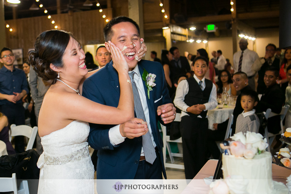 44-camarillo-ranch-house-wedding-photgorapher-wedding-reception-photos