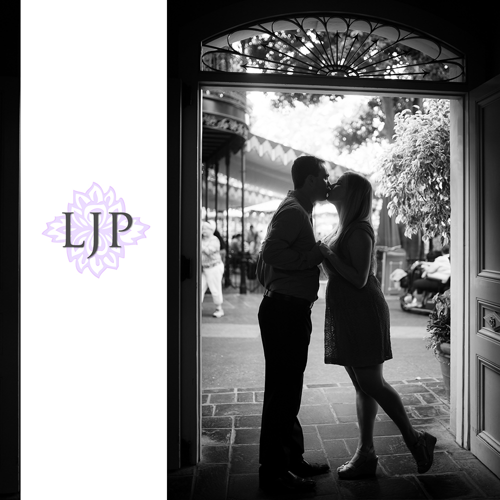 05-disneyland-anaheim-engagement-photography