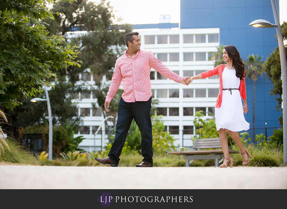 06-santa-monica-engagement-photographer