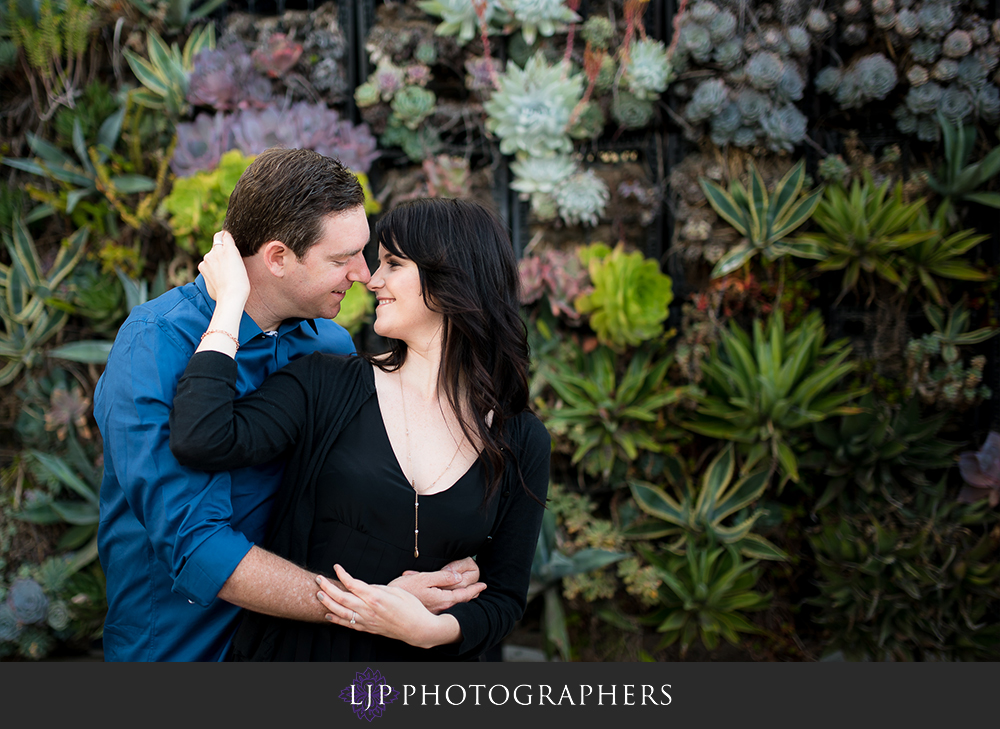 09-union-station-los-angeles-engagement-photographer