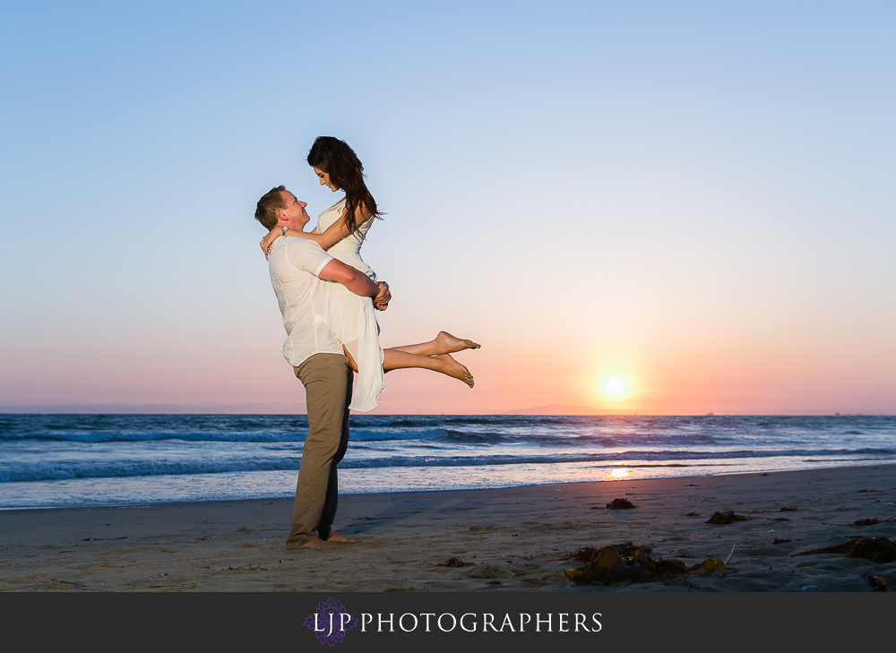 11-the-winery-restaurant-newport-beach-engagement-photographer