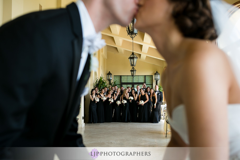 12-trump-national-golf-club-los-angeles-wedding-photographer-first-look-couple-session-wedding-party-photos