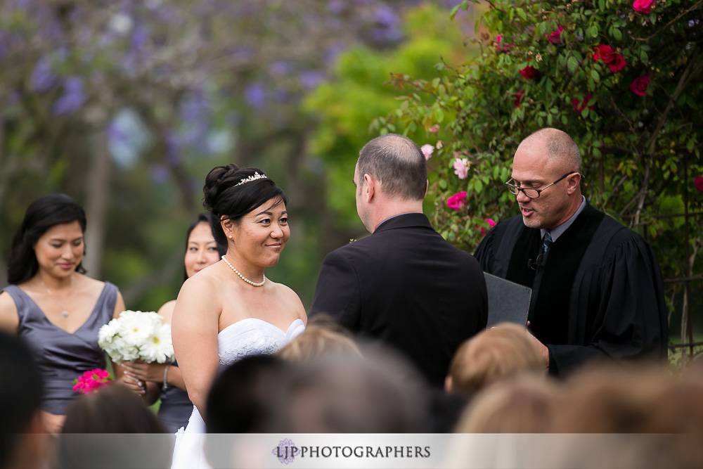 19-south-hills-country-club-wedding-photographer-wedding-ceremony-photos