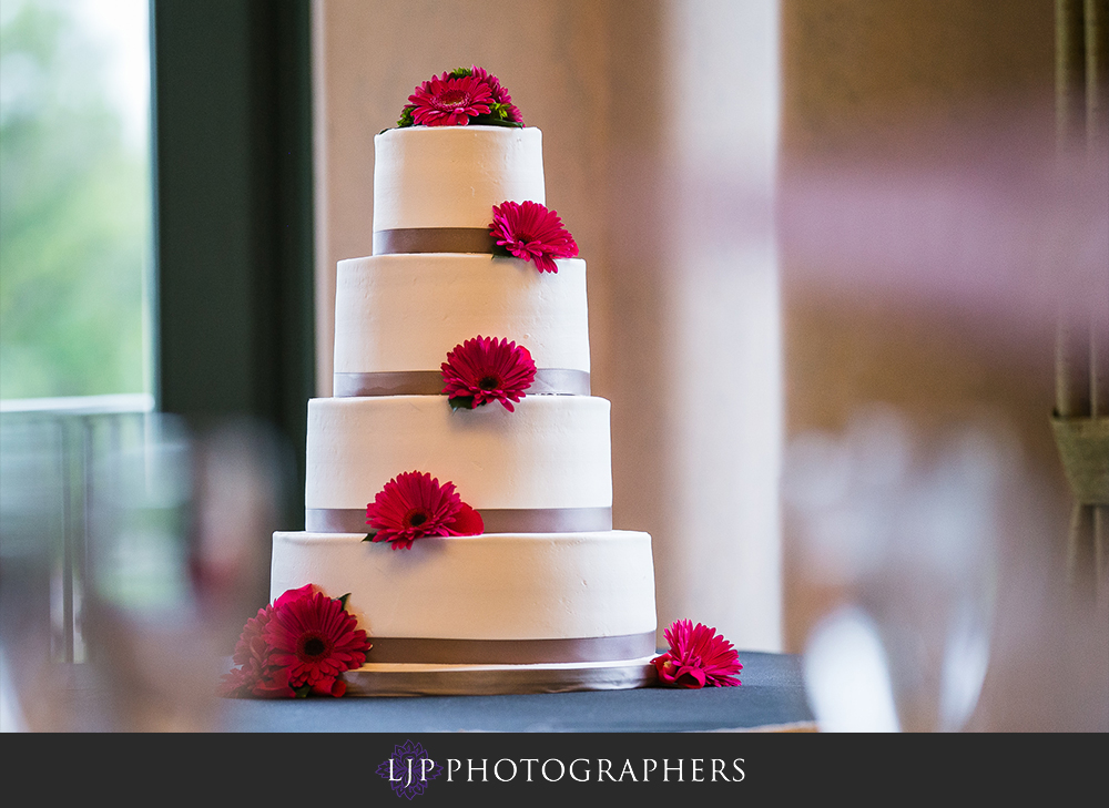 24-south-hills-country-club-wedding-photographer-wedding-reception-photos